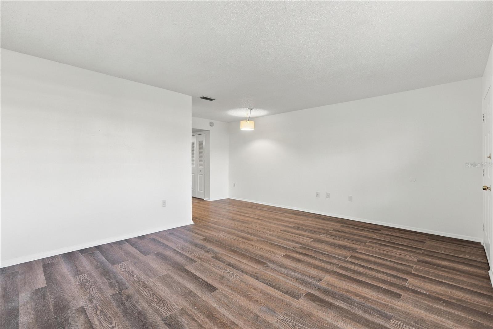 5060 76TH AVE N #105 — photo 9
