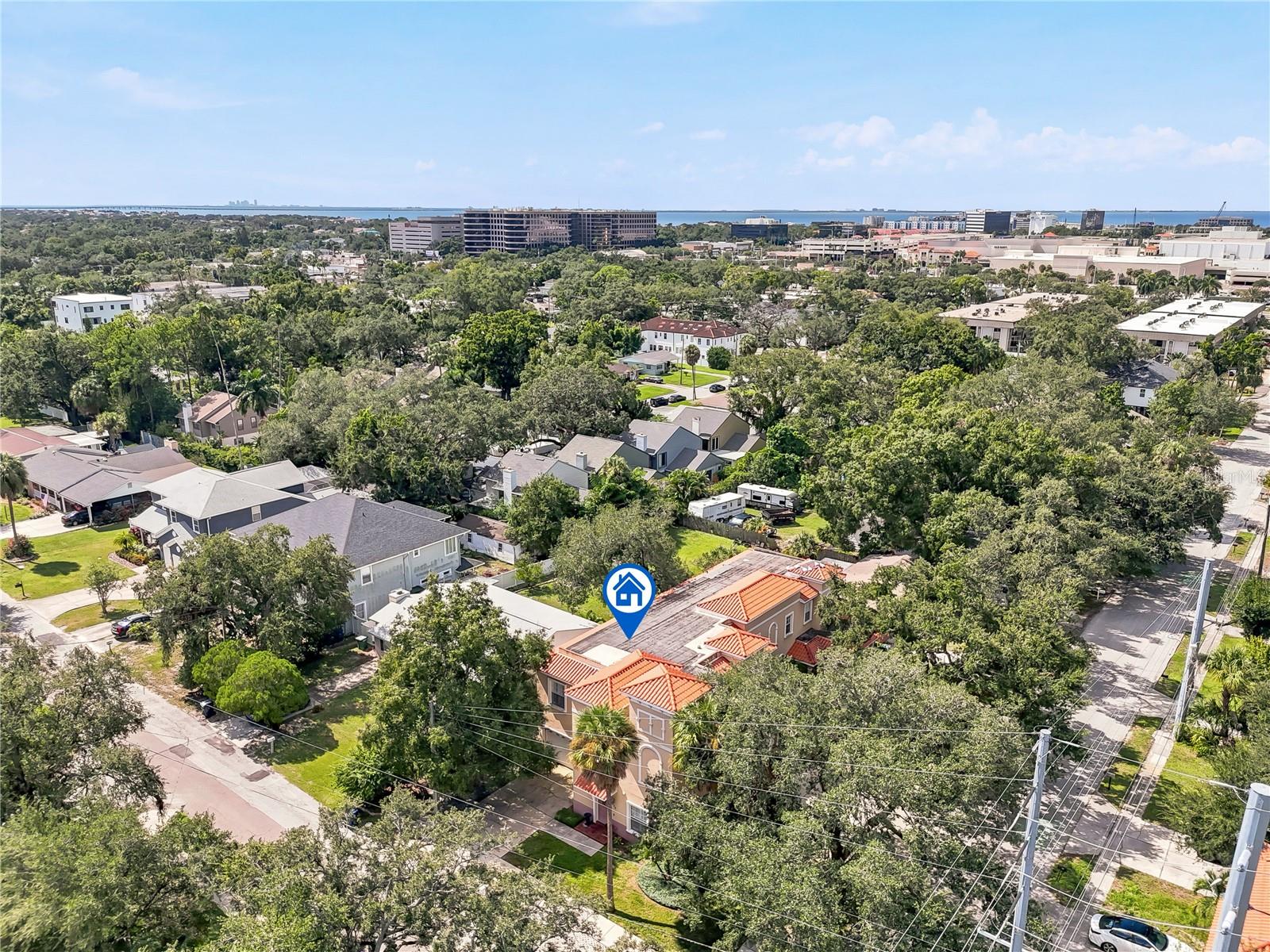 322 N HESPERIDES ST — photo 42