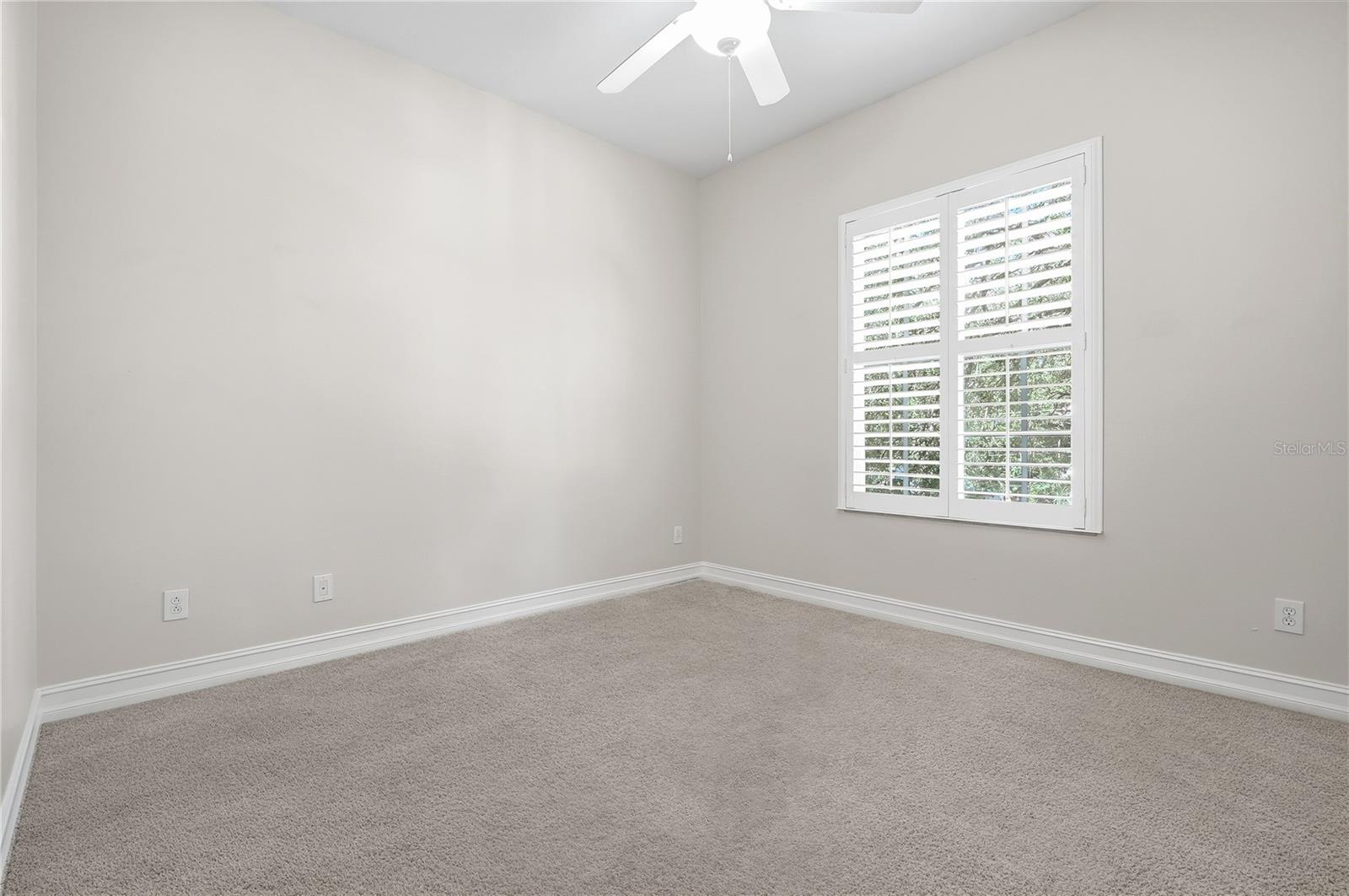 322 N HESPERIDES ST — photo 21