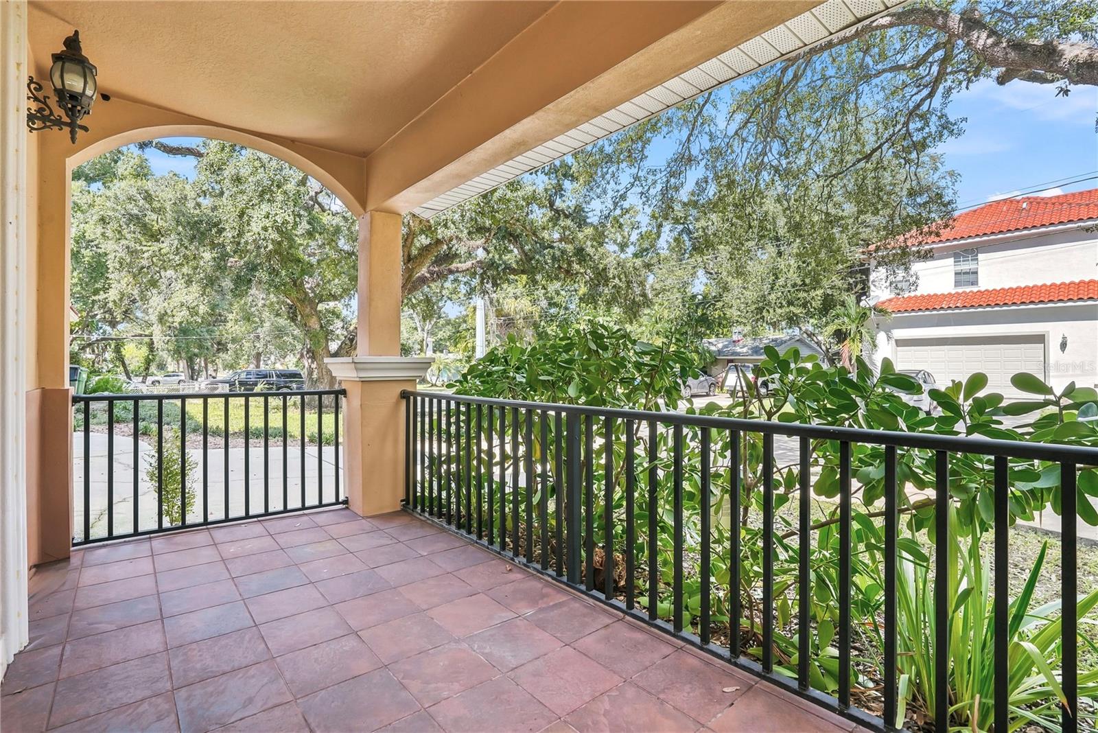 322 N HESPERIDES ST — photo 34