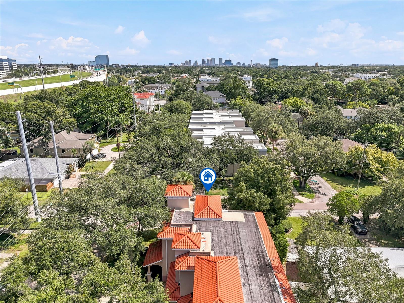 322 N HESPERIDES ST — photo 40