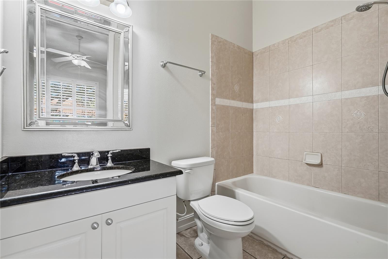 322 N HESPERIDES ST — photo 29