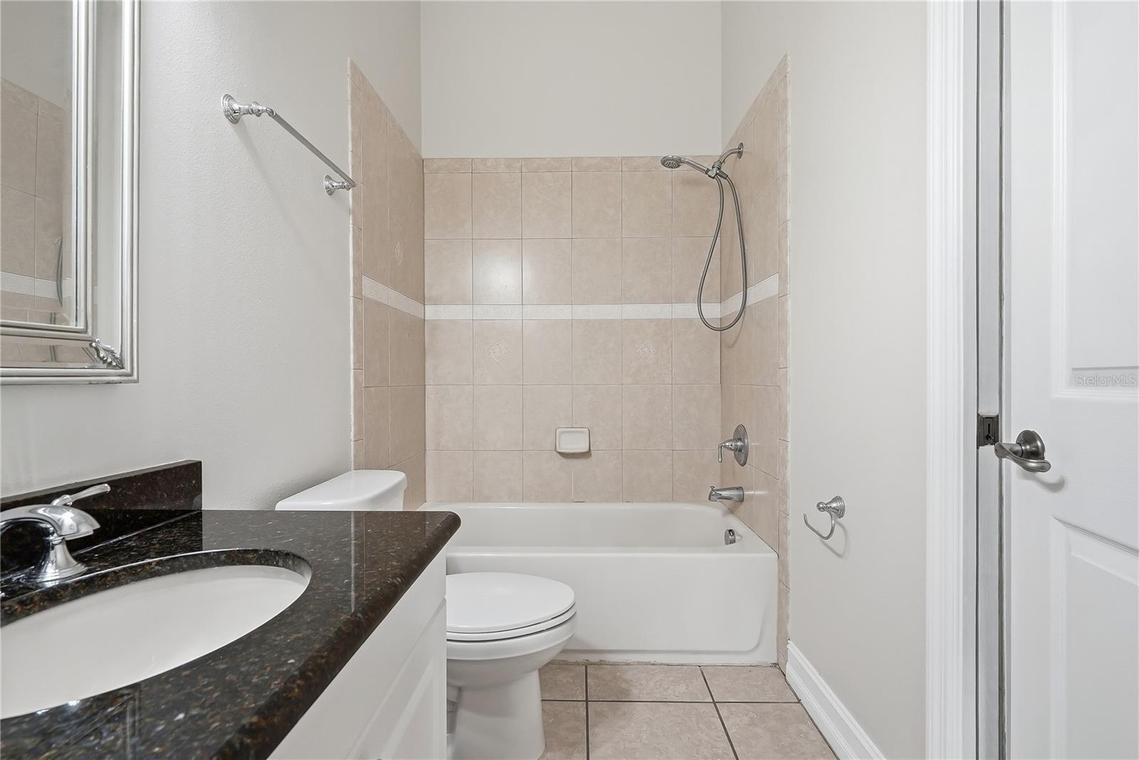322 N HESPERIDES ST — photo 30