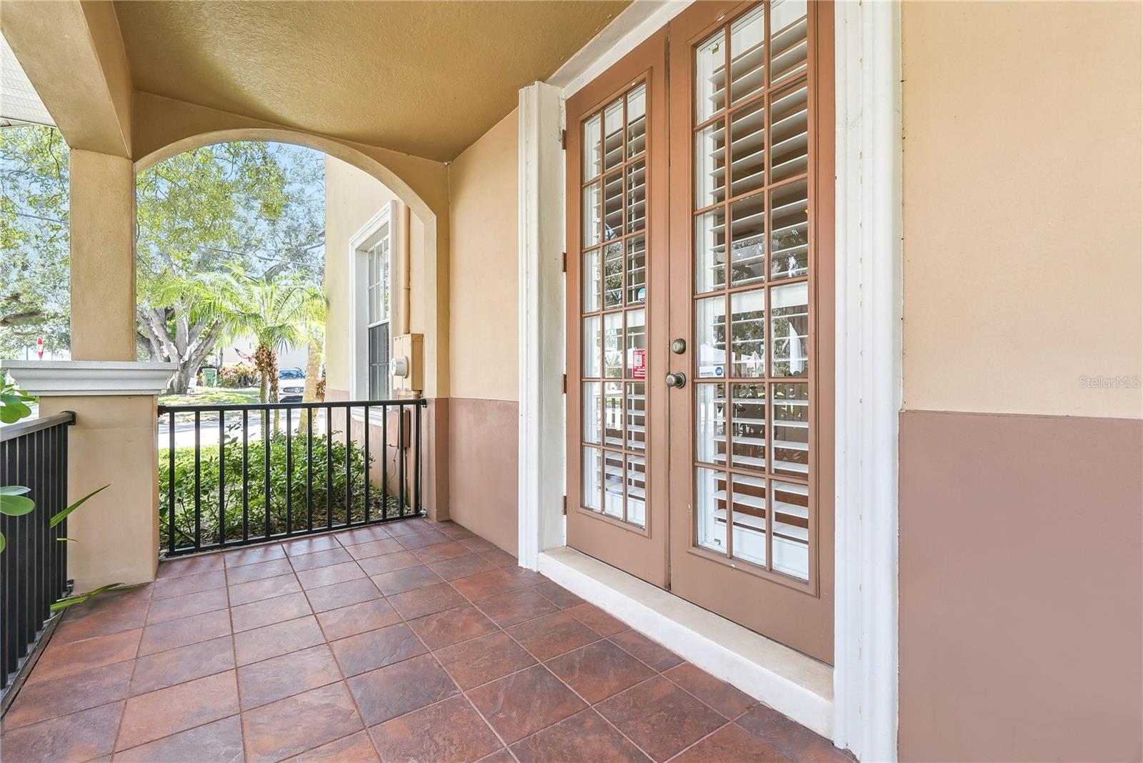 322 N HESPERIDES ST — photo 35