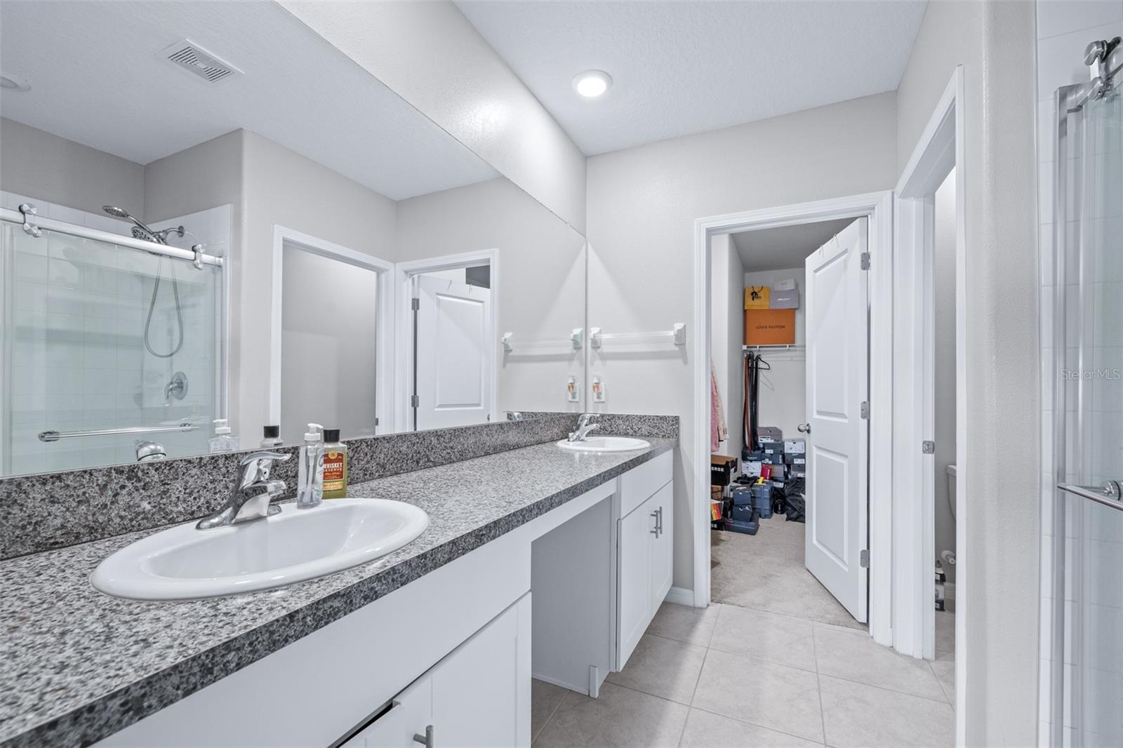 16755 DELIA ST — photo 18