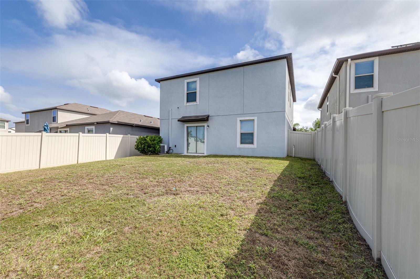 16755 DELIA ST — photo 37