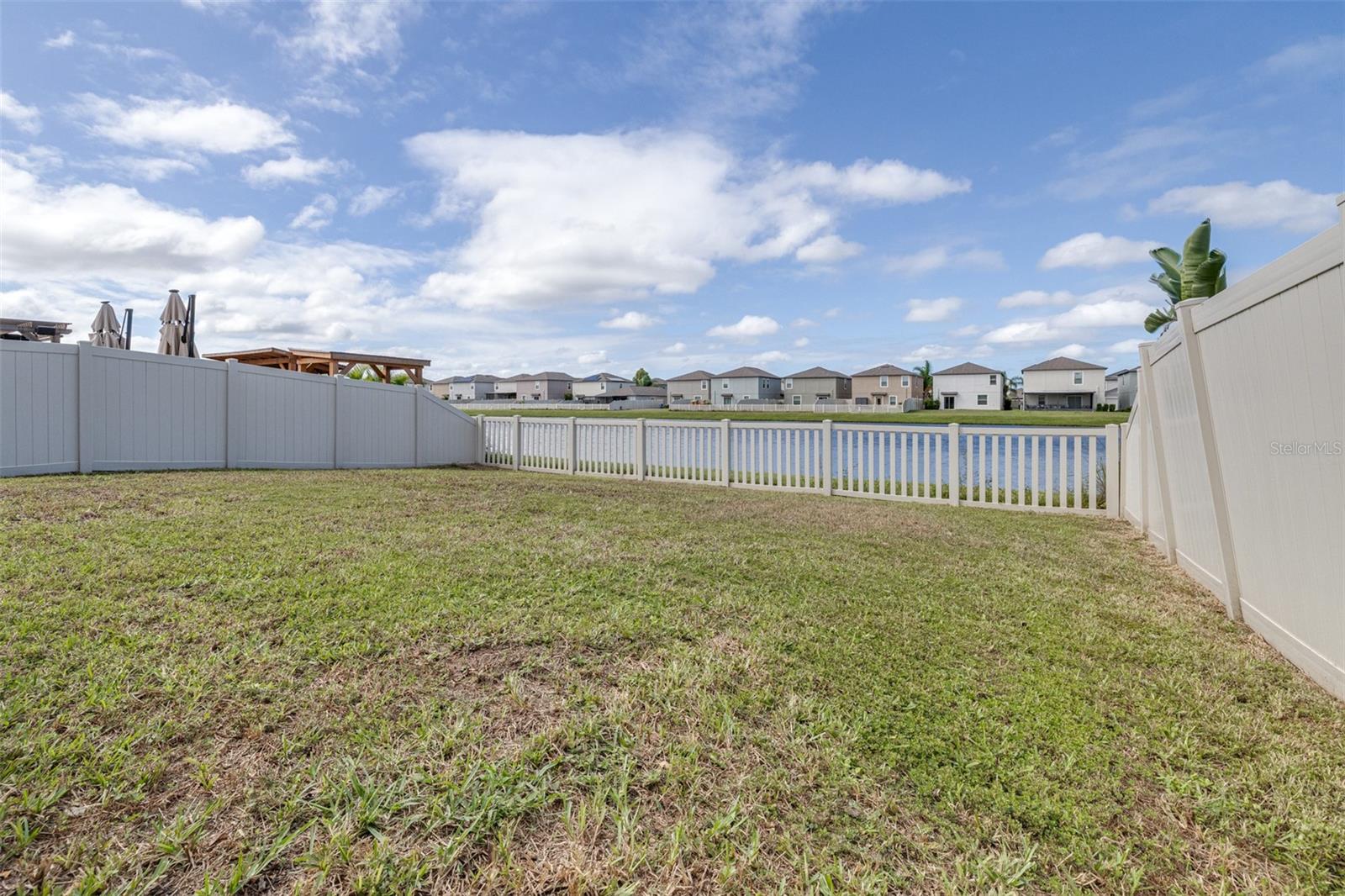 16755 DELIA ST — photo 36