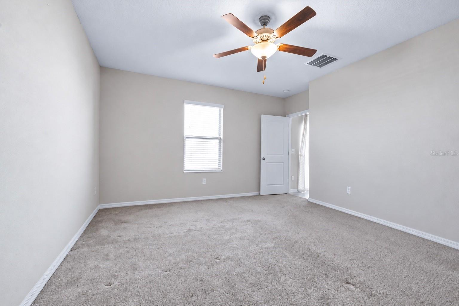 16755 DELIA ST — photo 16