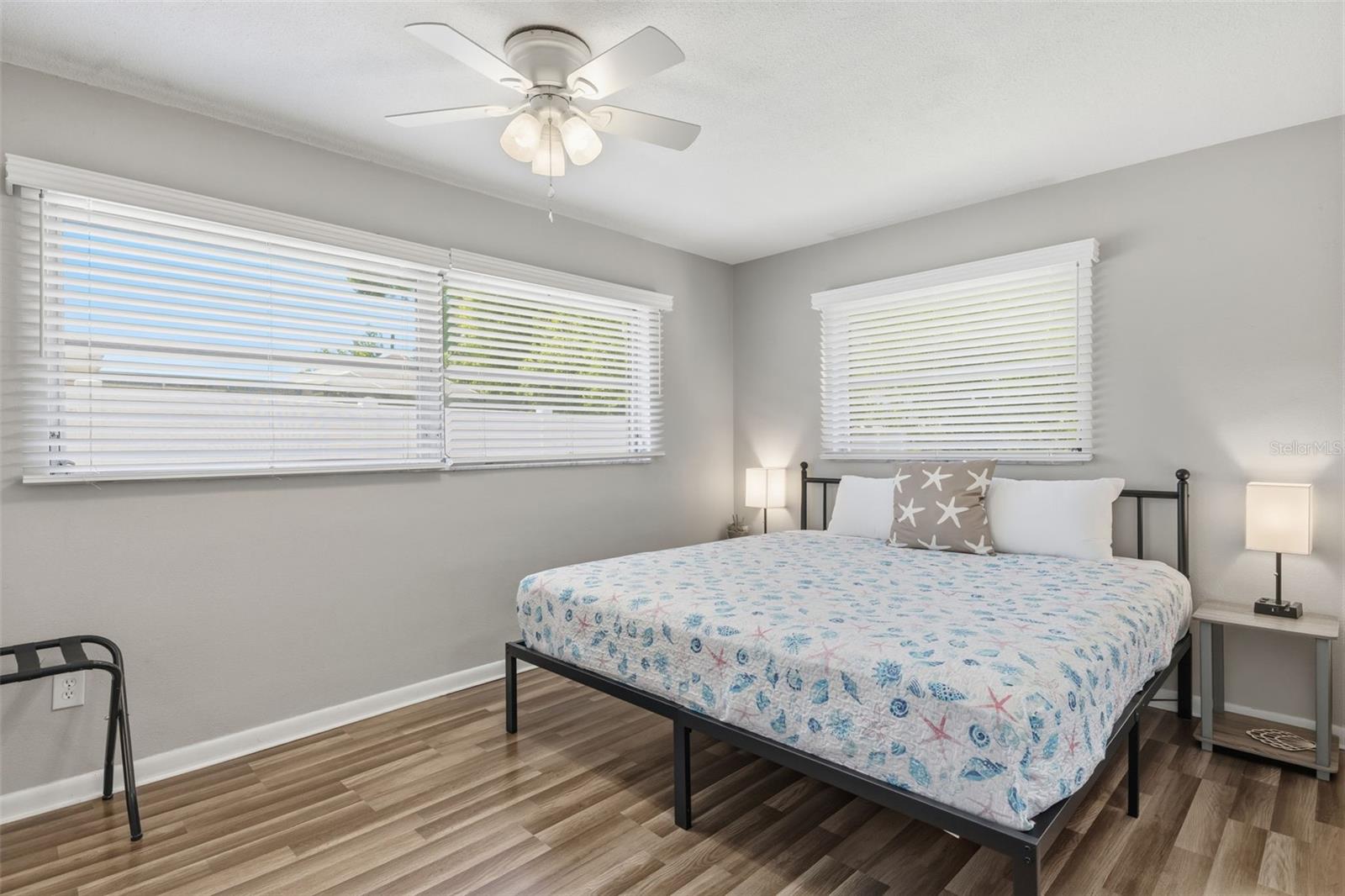 9542 OAKHURST RD — photo 20