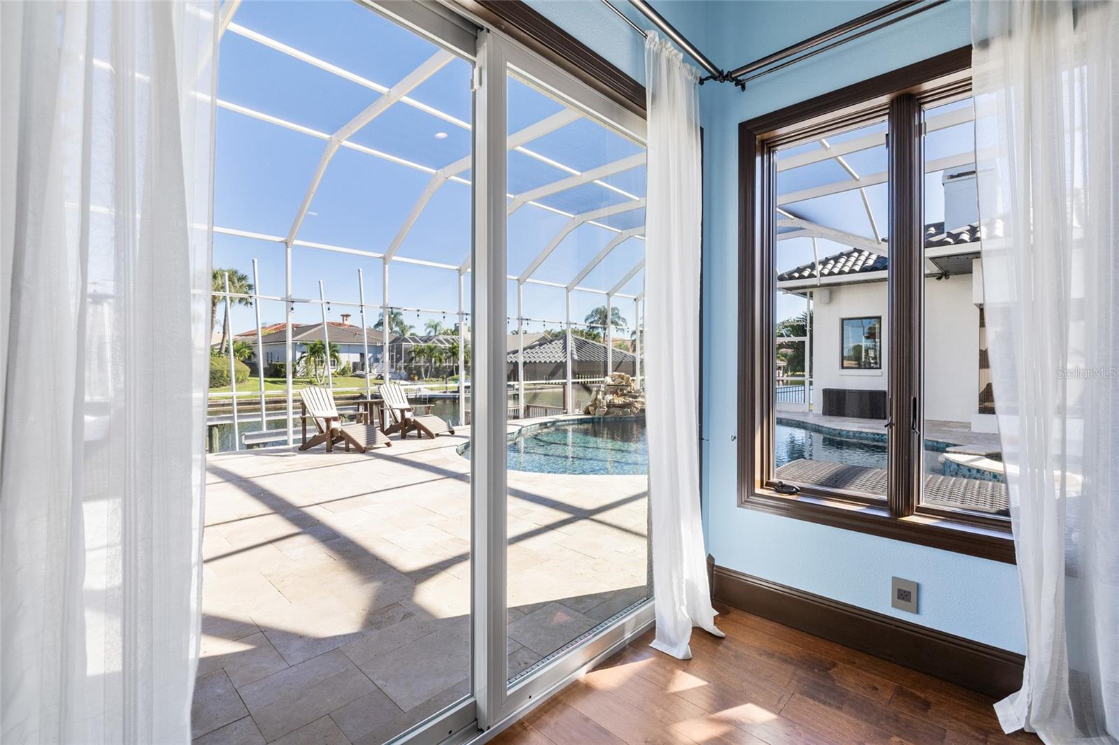 9805 COMPASS POINT WAY — photo 32