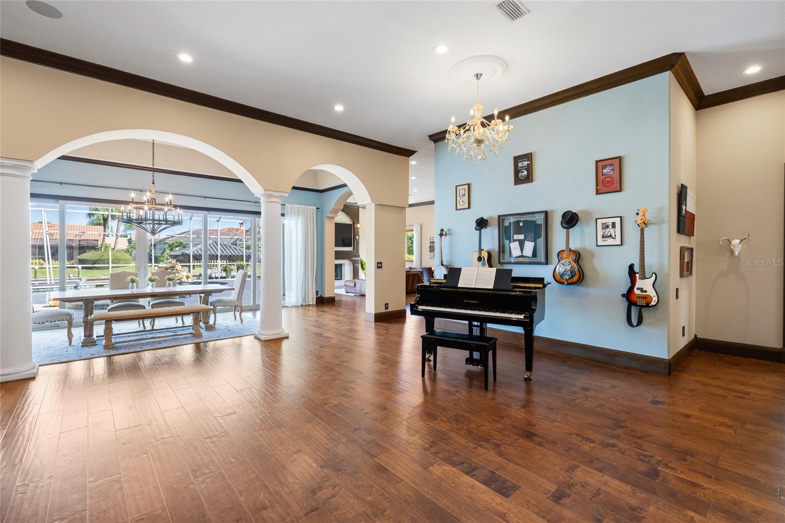 9805 COMPASS POINT WAY — photo 13