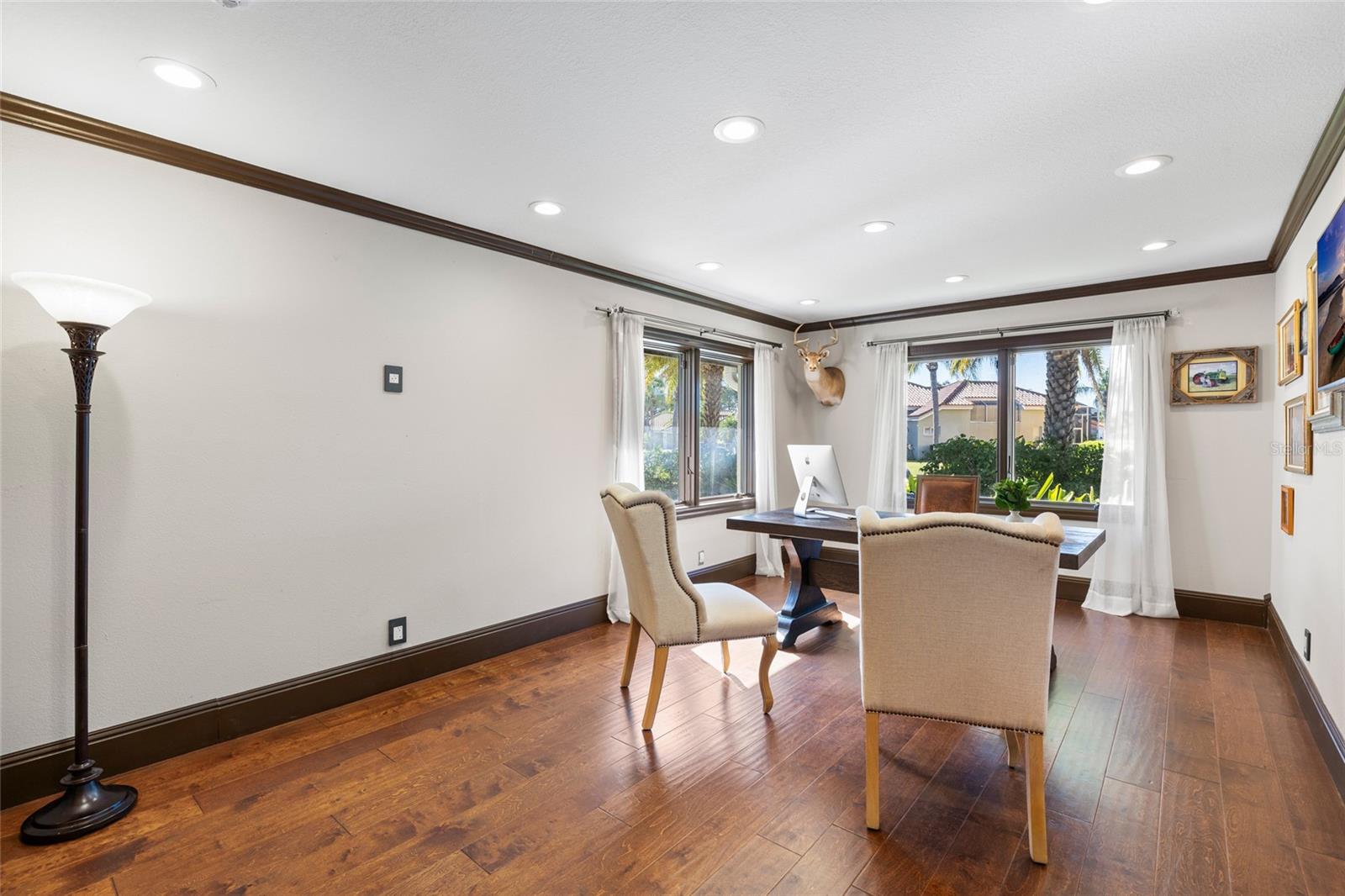 9805 COMPASS POINT WAY — photo 40