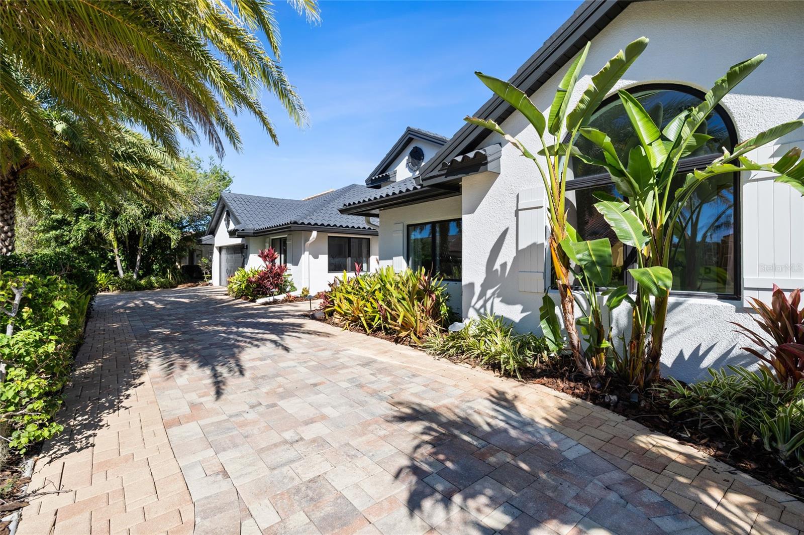 9805 COMPASS POINT WAY — photo 8