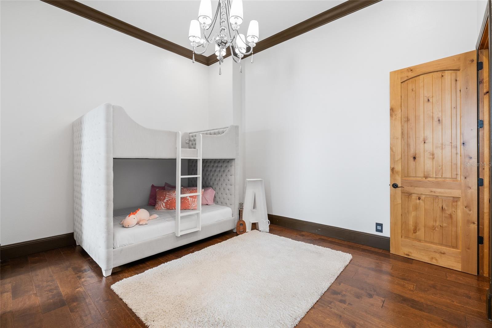 9805 COMPASS POINT WAY — photo 44