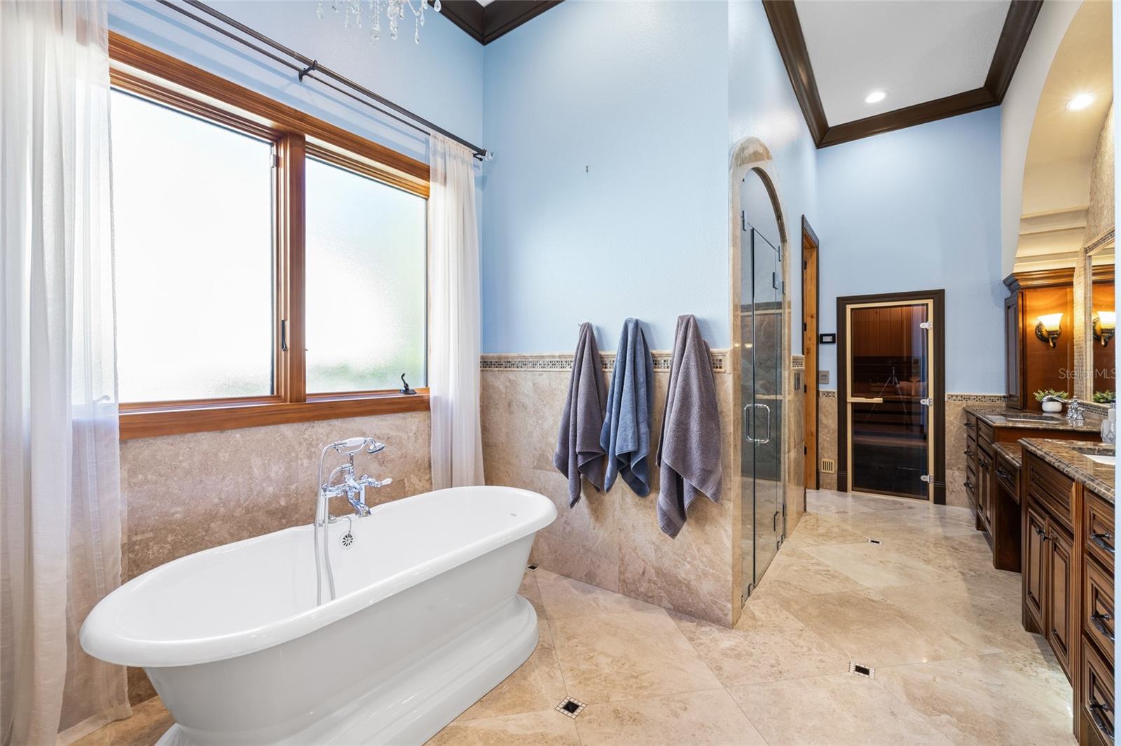 9805 COMPASS POINT WAY — photo 34