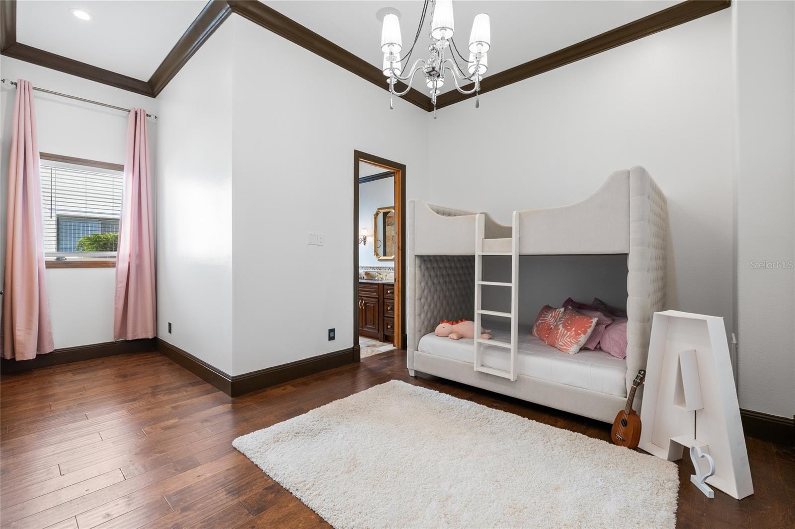 9805 COMPASS POINT WAY — photo 43