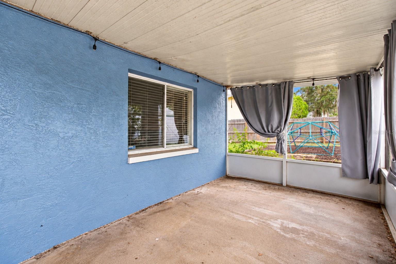 24138 TWIN CT — photo 62