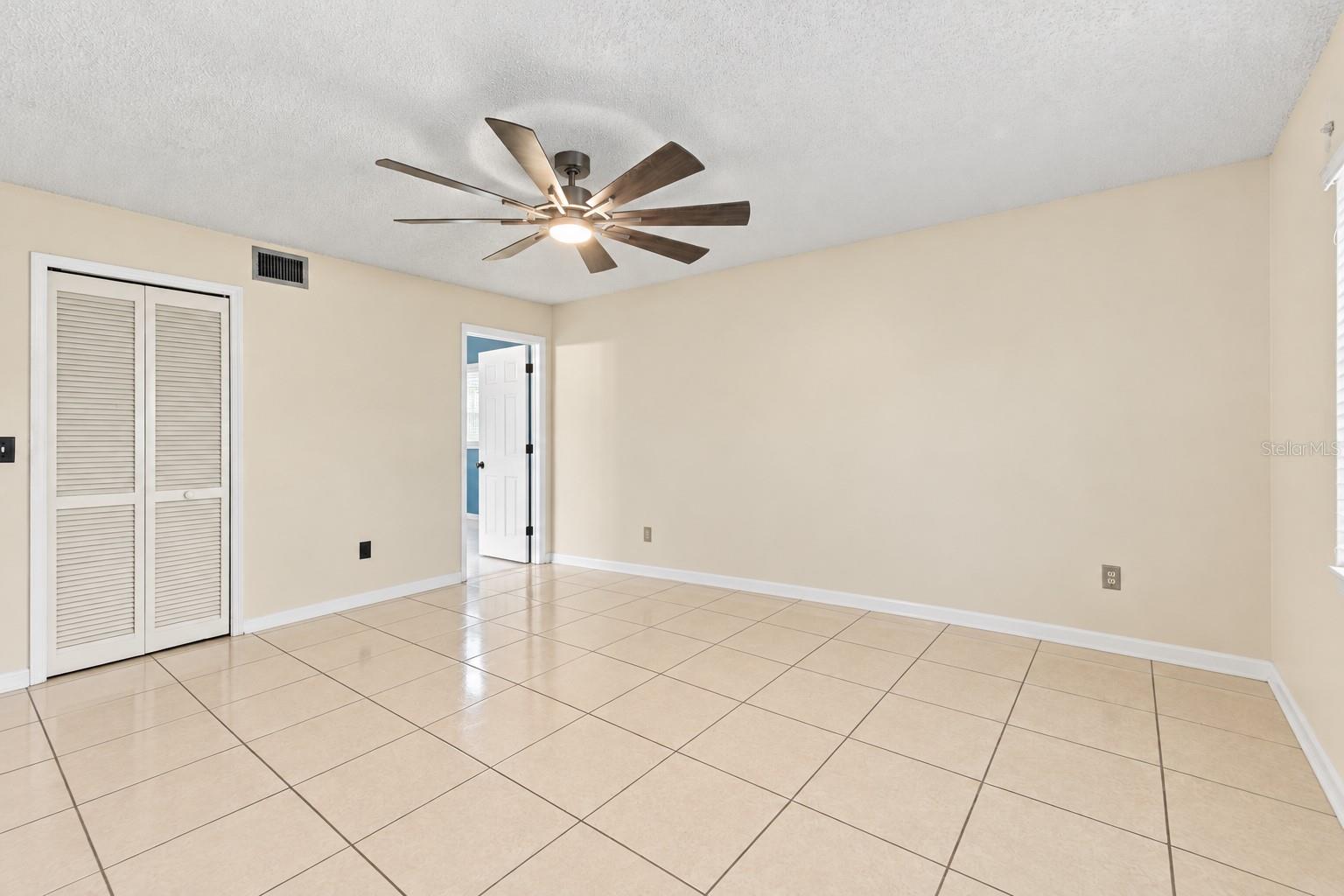 24138 TWIN CT — photo 45