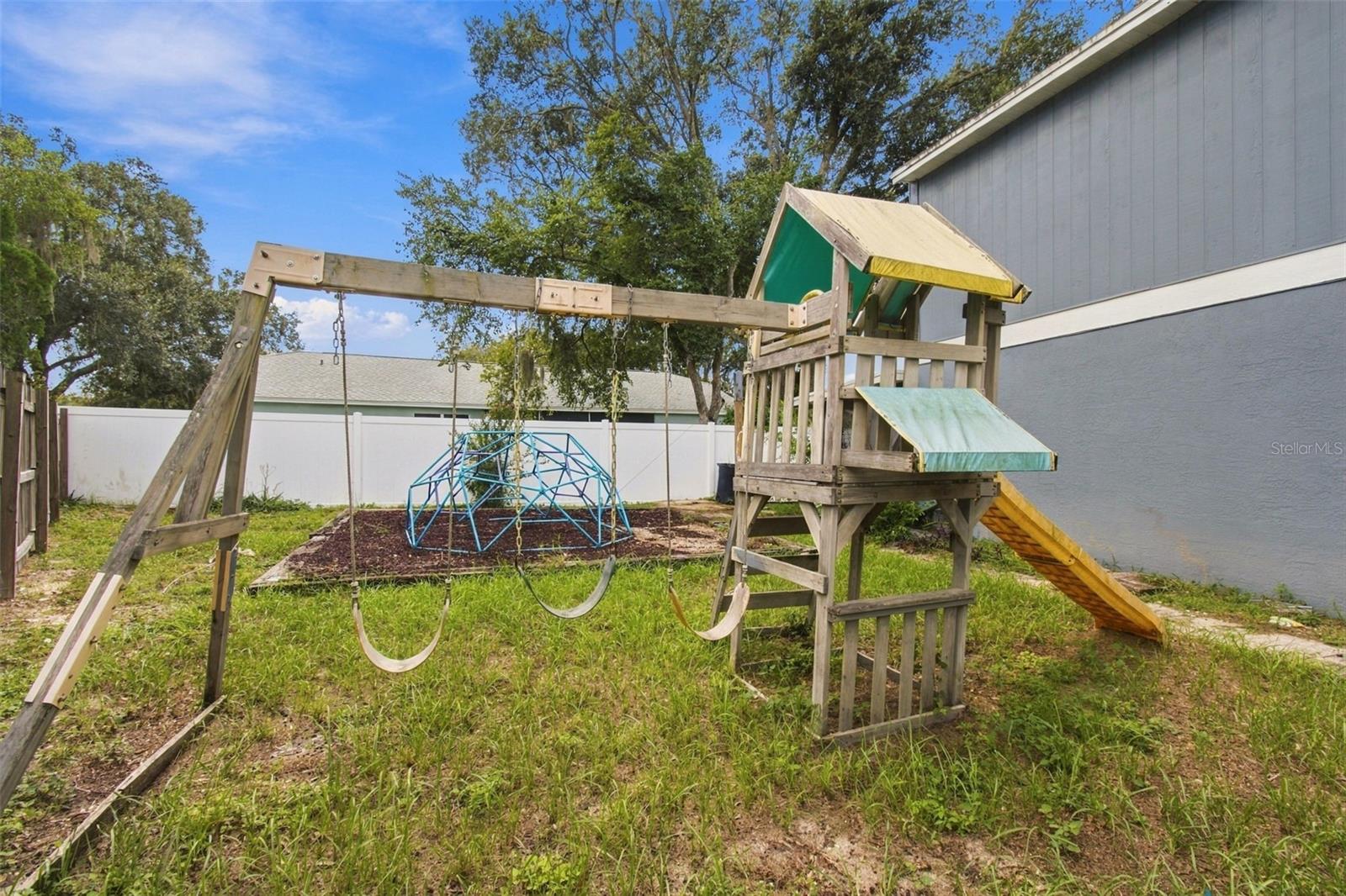 24138 TWIN CT — photo 67