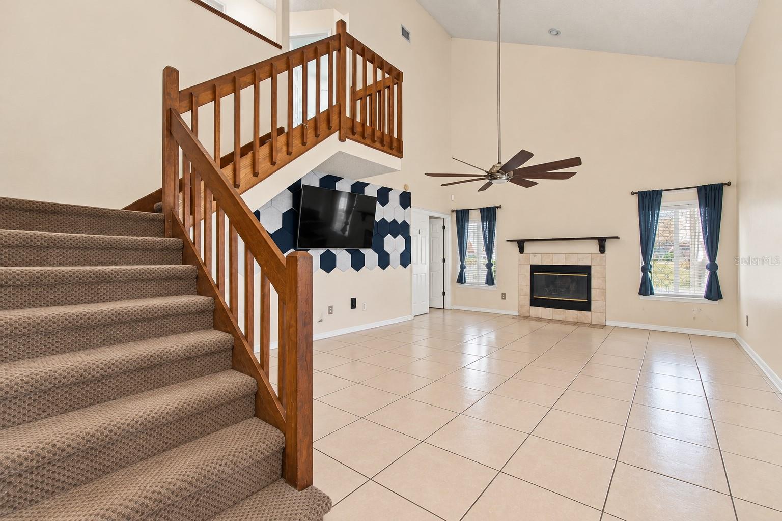 24138 TWIN CT — photo 33