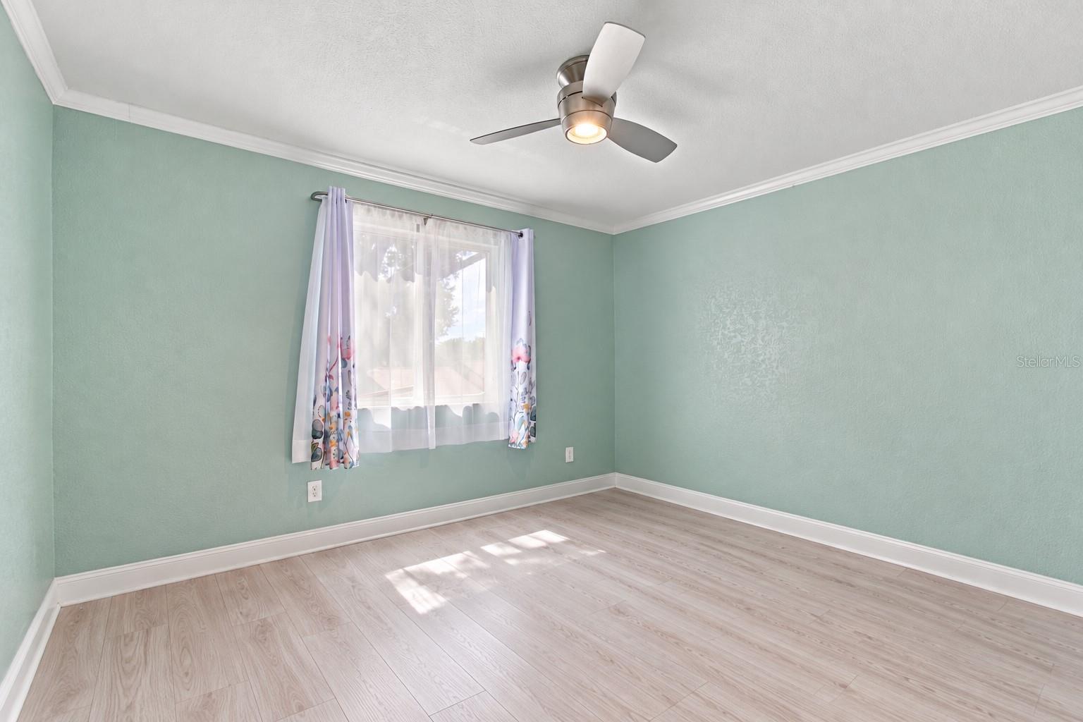 24138 TWIN CT — photo 47