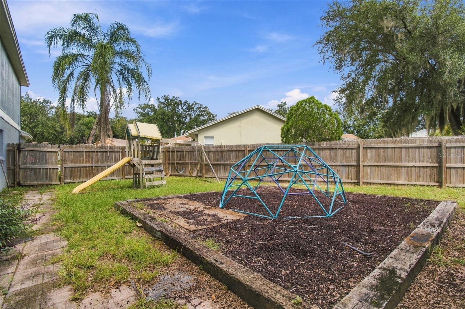 24138 TWIN CT — photo 65