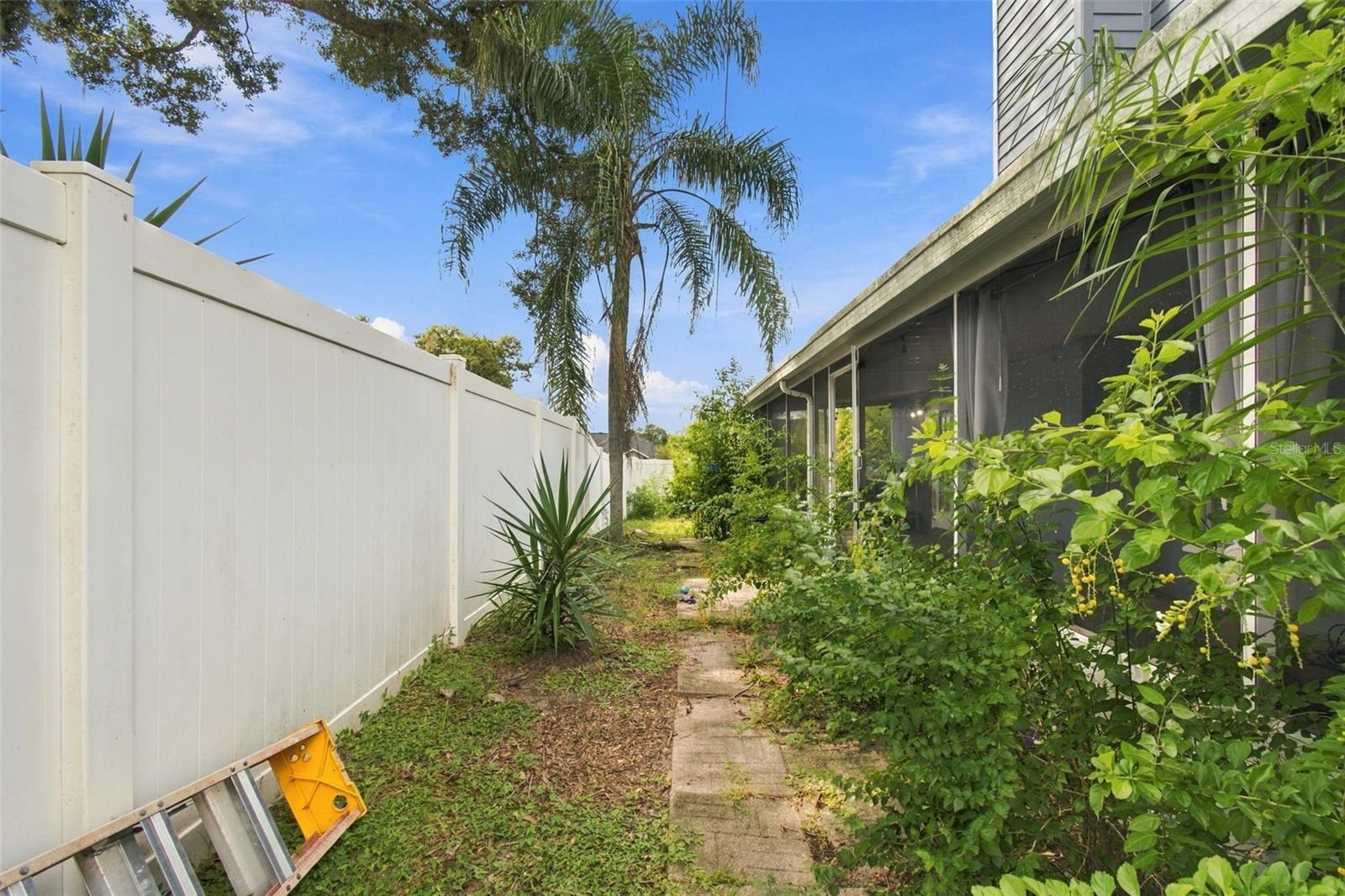 24138 TWIN CT — photo 64