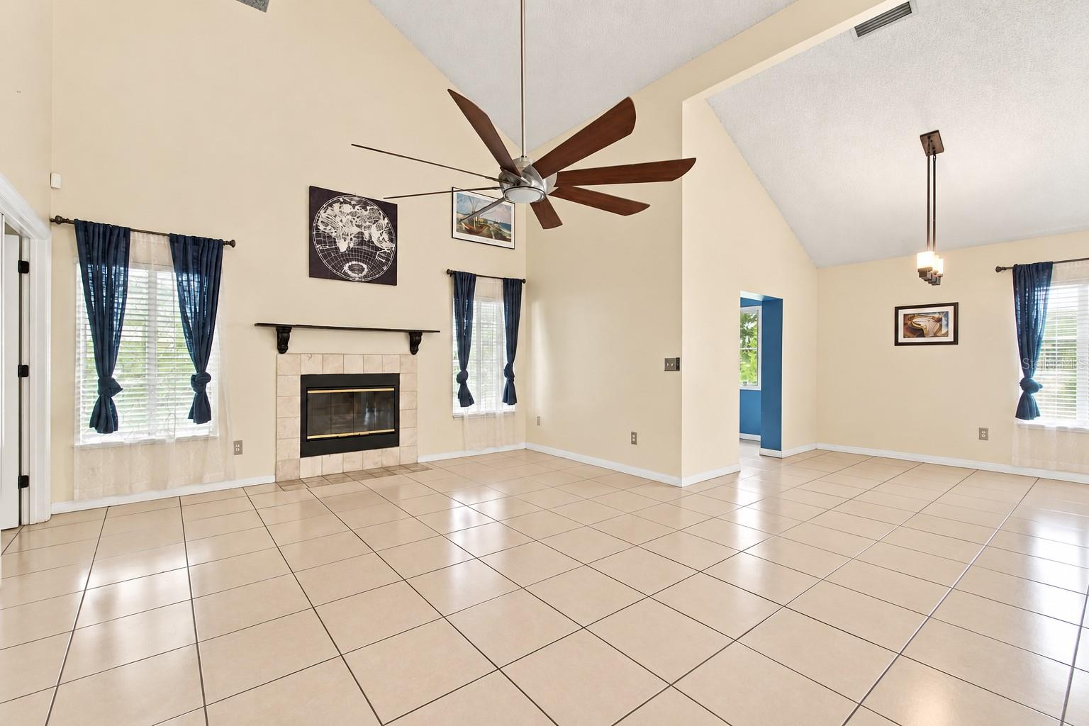 24138 TWIN CT — photo 37
