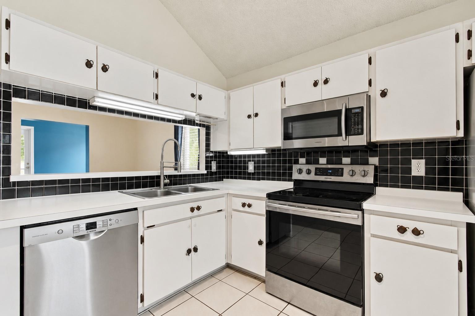 24138 TWIN CT — photo 14