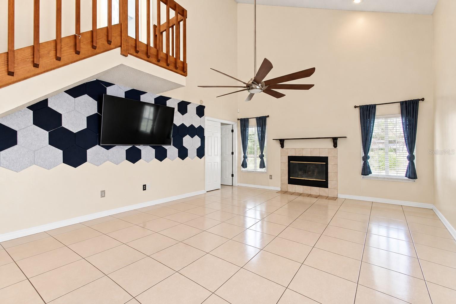24138 TWIN CT — photo 34