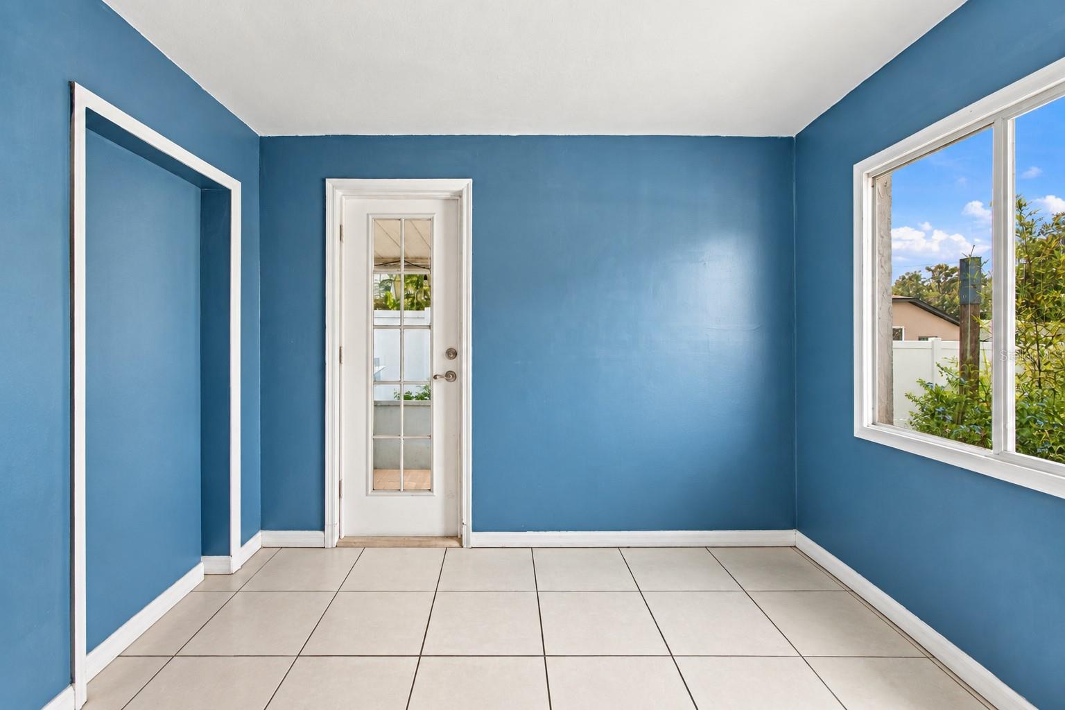 24138 TWIN CT — photo 42