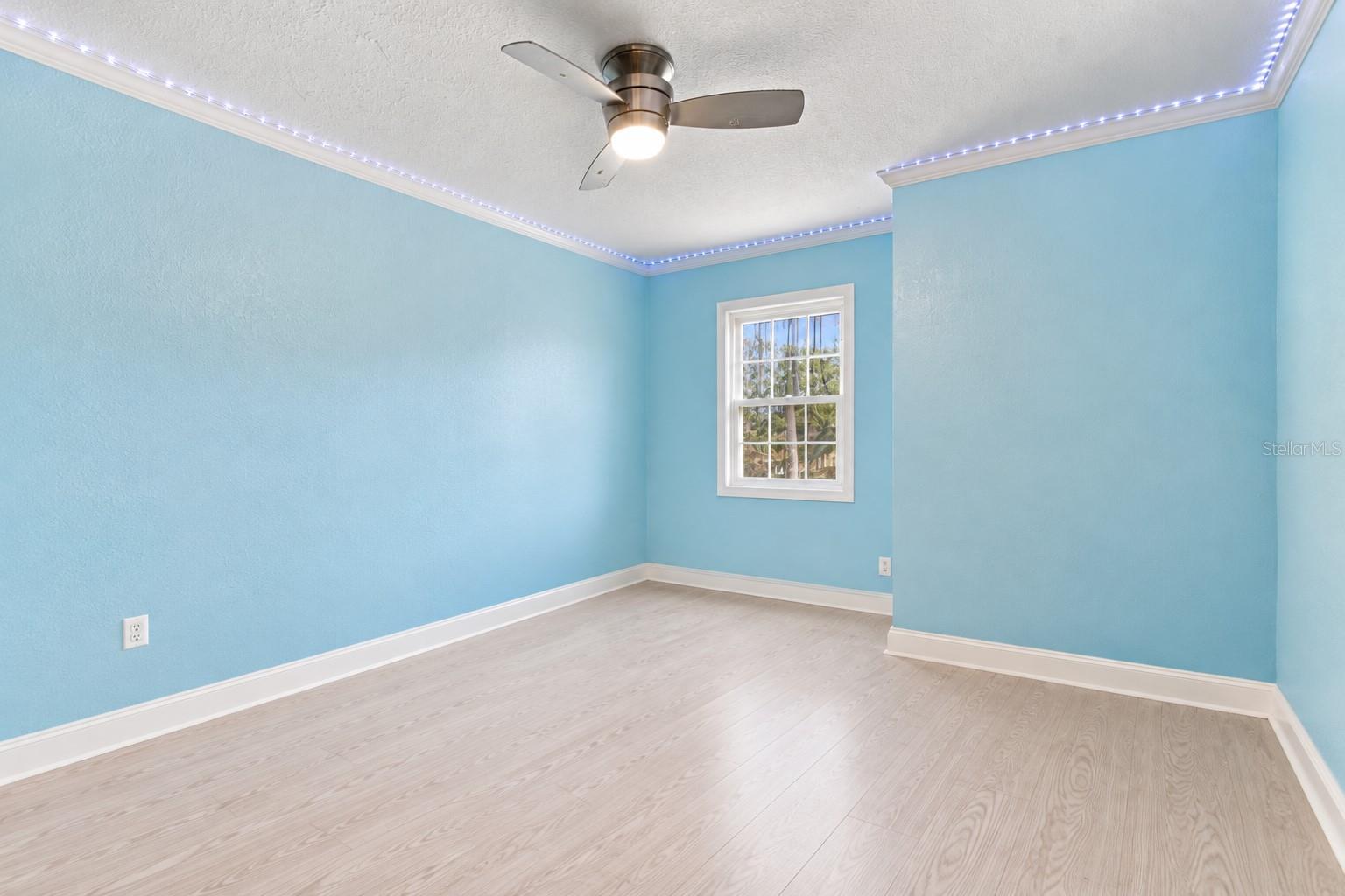 24138 TWIN CT — photo 53