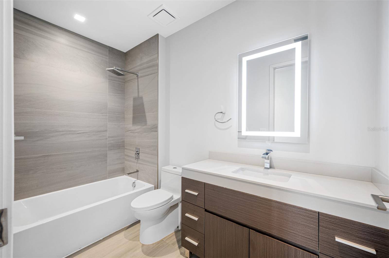 5 N OSCEOLA AVE #204 — photo 16