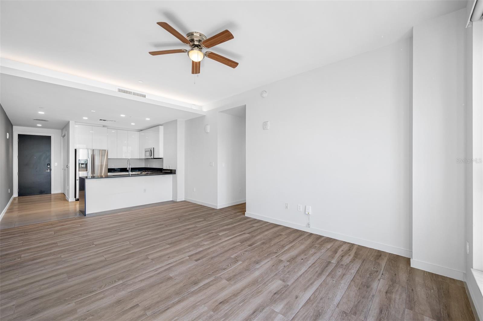 5 N OSCEOLA AVE #204 — photo 10