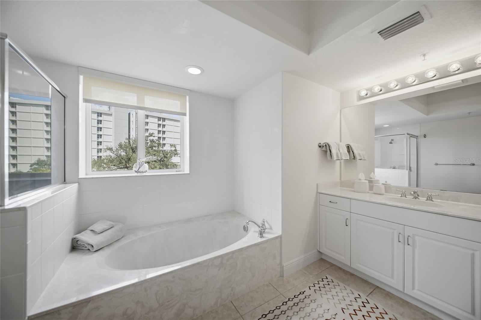 800 N TAMIAMI TRL #201 — photo 21