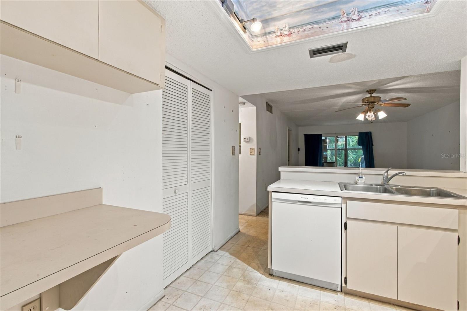 131 CYPRESS LN #131 — photo 25