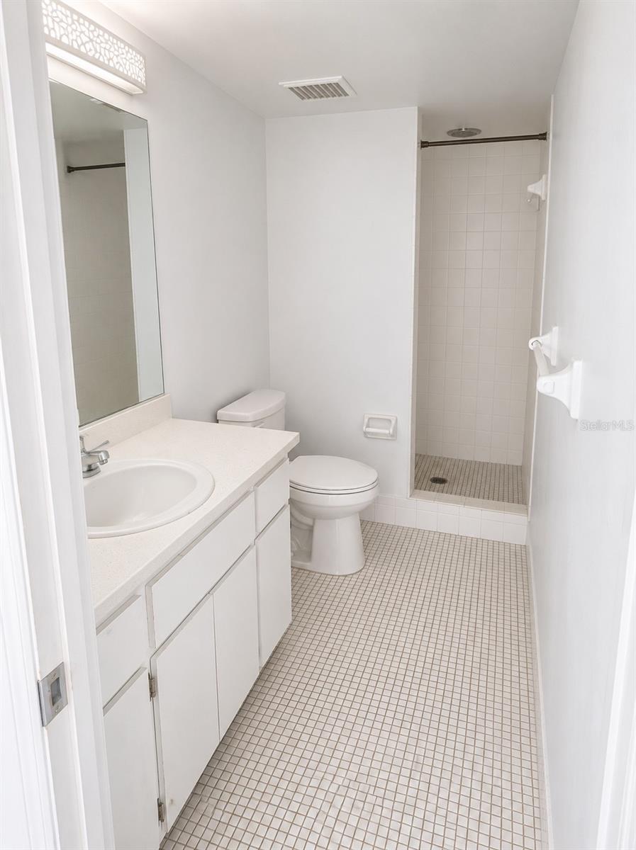 112 CYPRESS CT #112 — photo 6