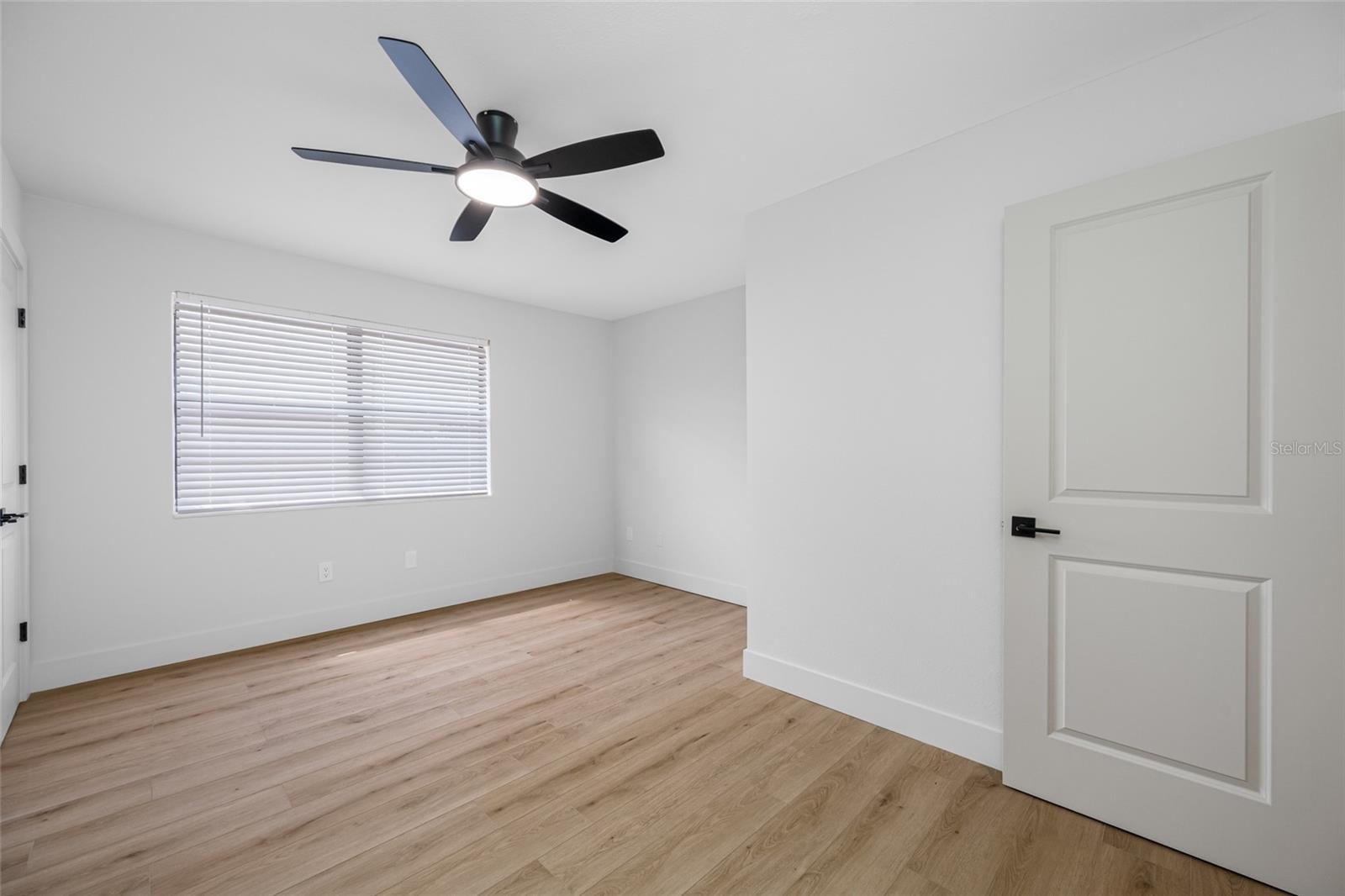 6119 MEMORIAL HWY #13 — photo 19