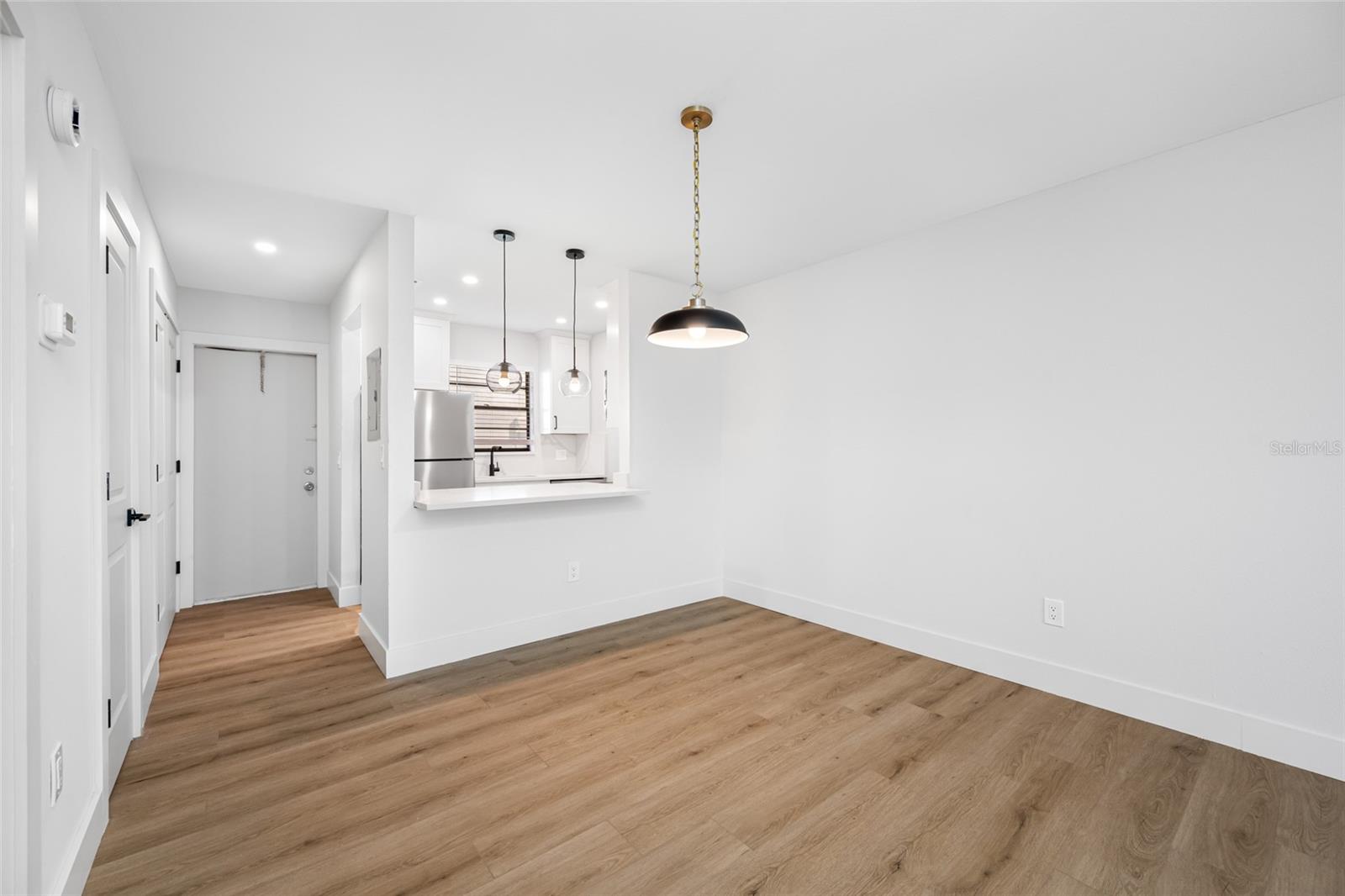 6119 MEMORIAL HWY #13 — photo 21