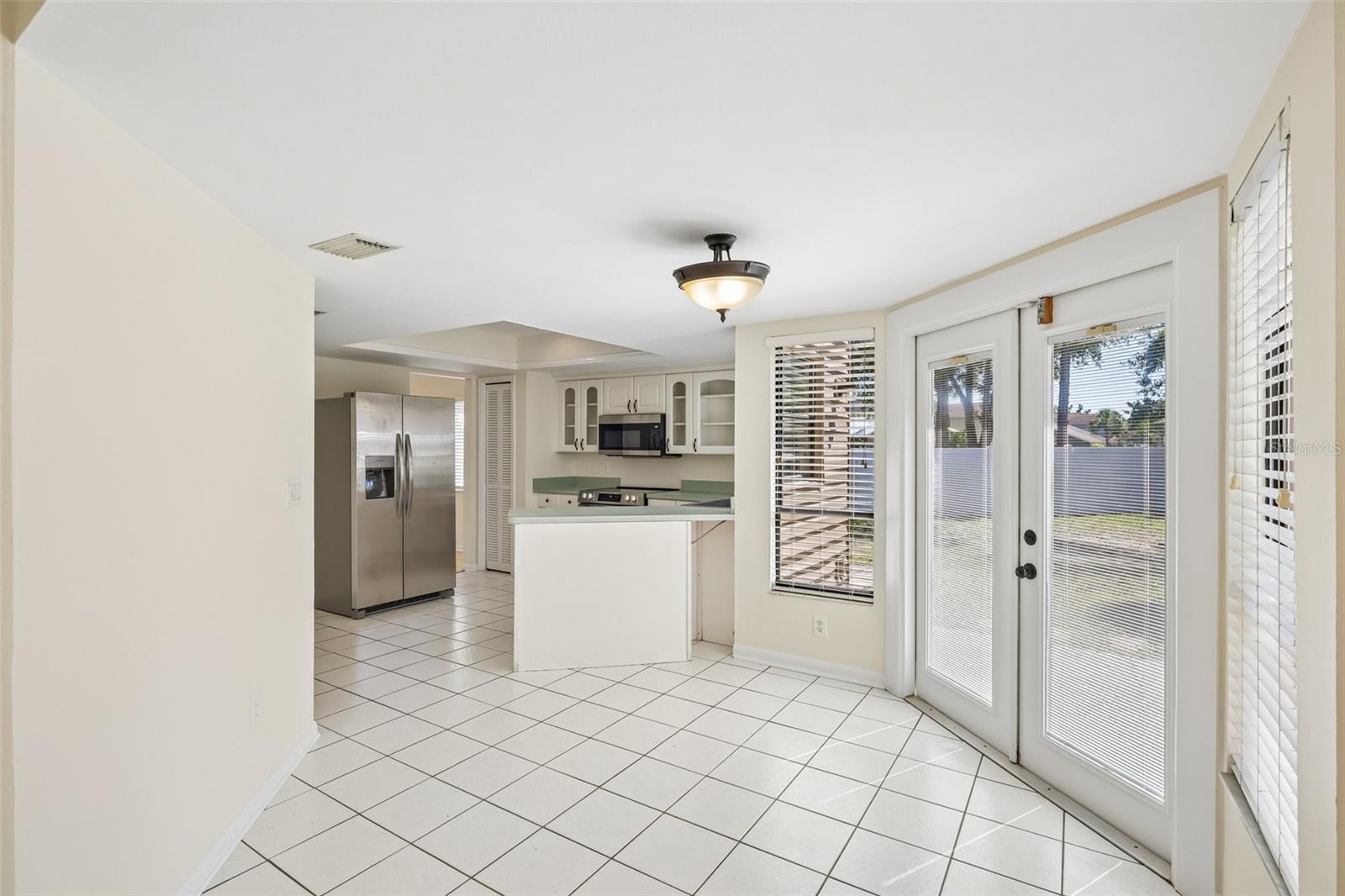 16148 GARDENDALE DR — photo 14