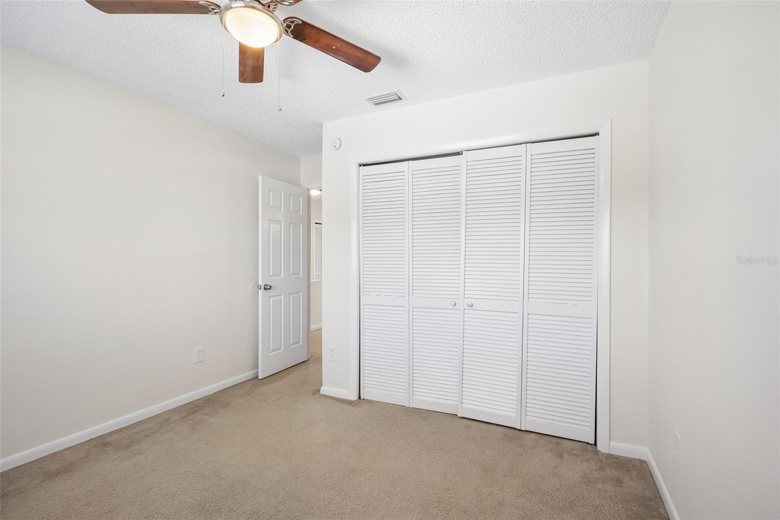 16148 GARDENDALE DR — photo 26