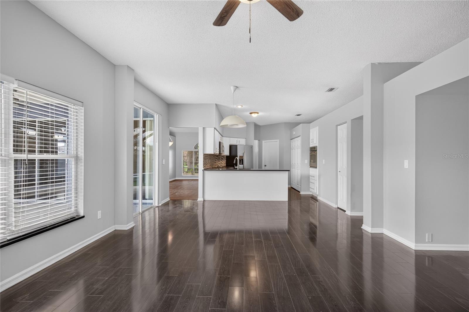 10306 EARLY MIST LN — photo 4