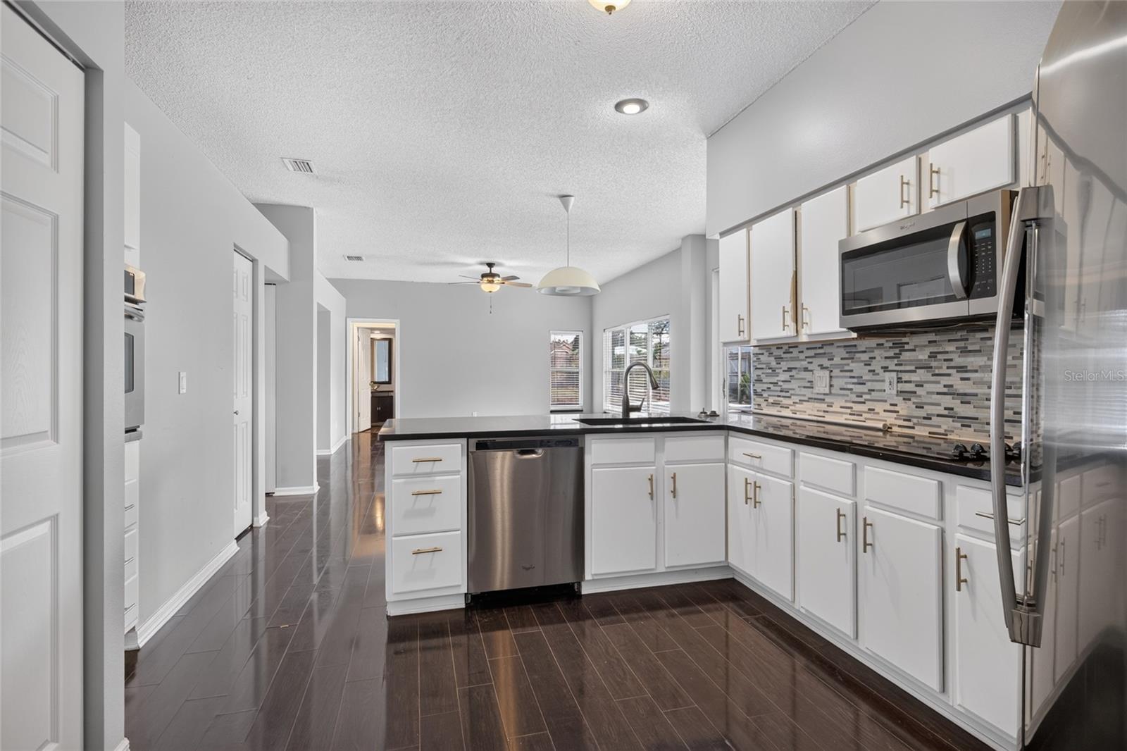 10306 EARLY MIST LN — photo 7