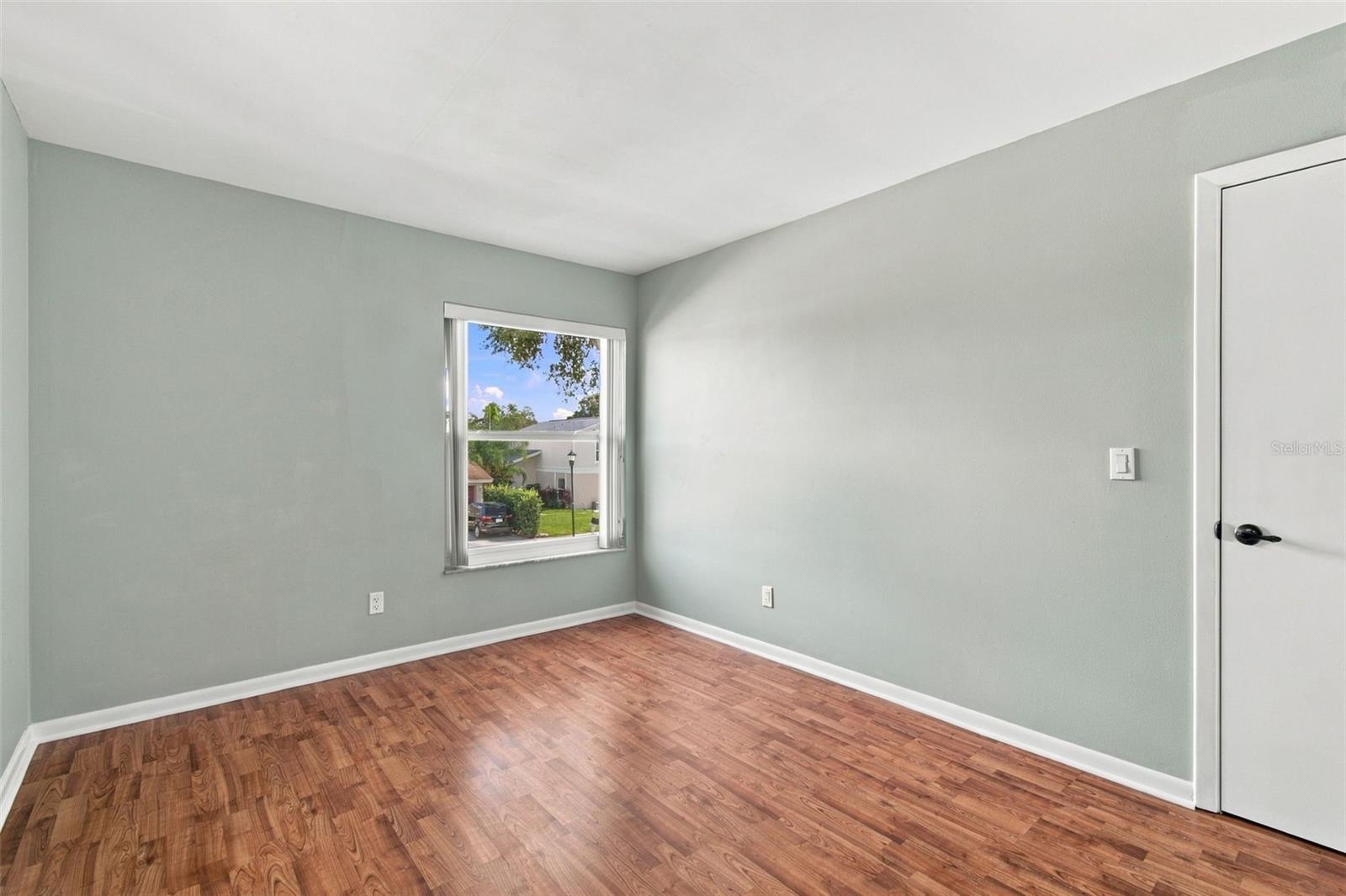 4830 GROVE POINT DR — photo 37