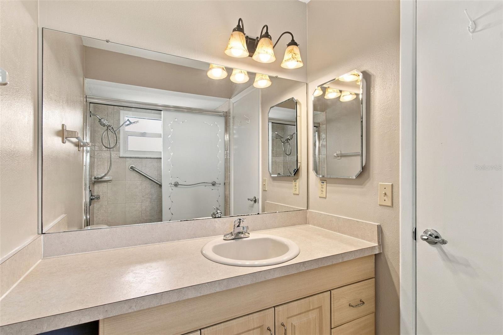 4830 GROVE POINT DR — photo 32
