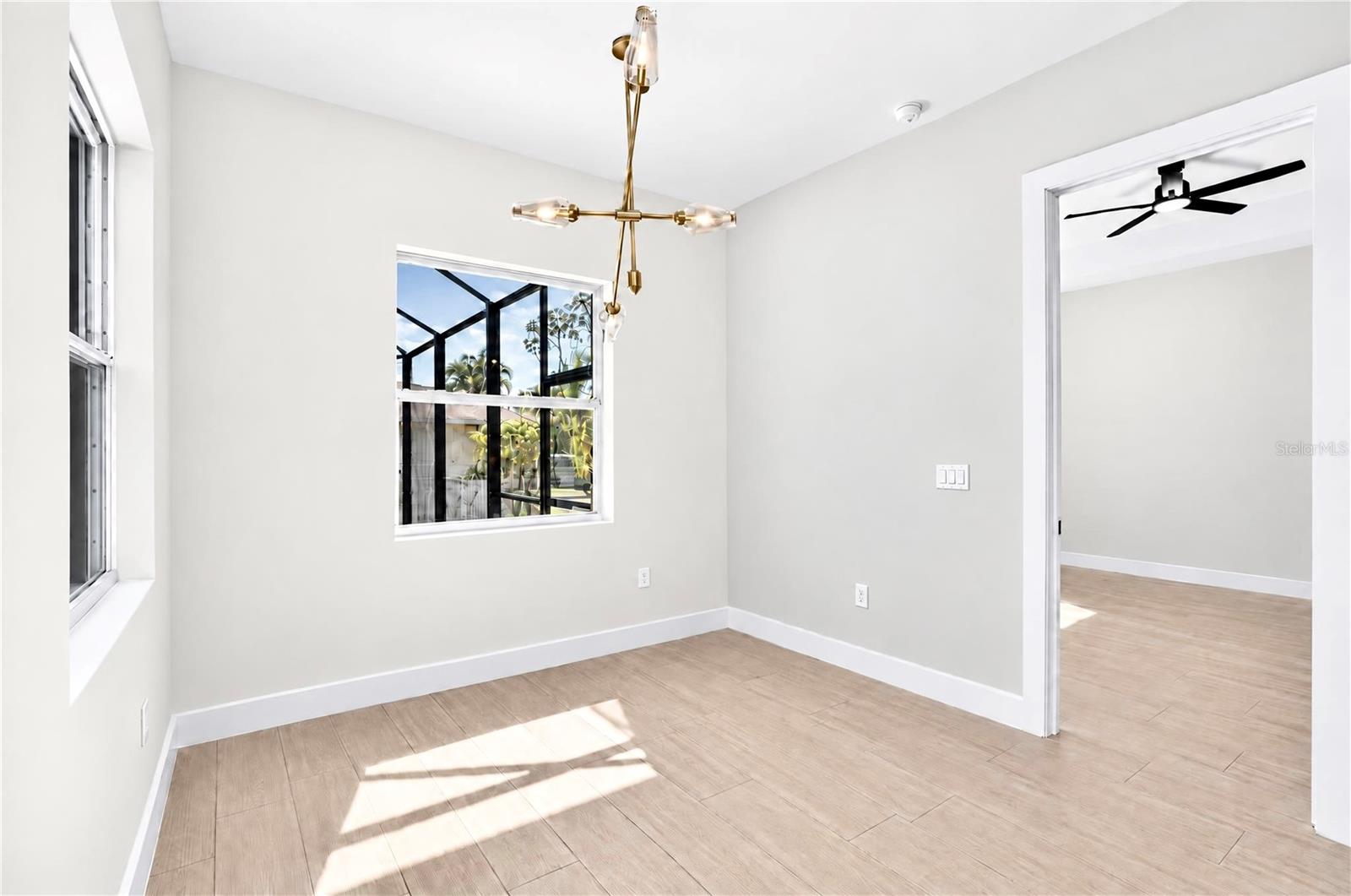 4004 CARVER ST — photo 23