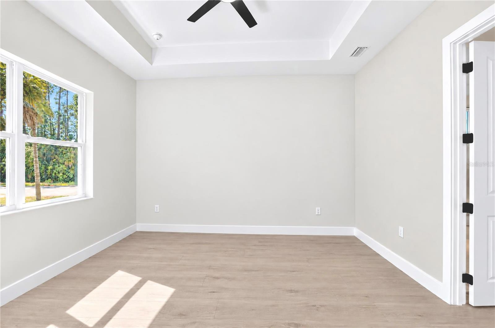 4004 CARVER ST — photo 31