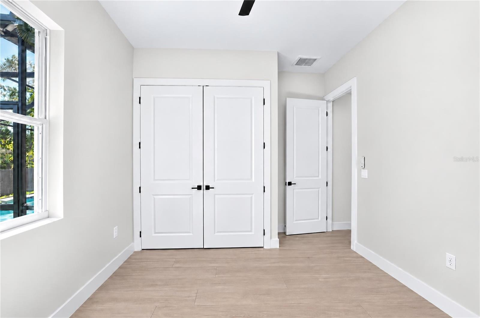 4004 CARVER ST — photo 20