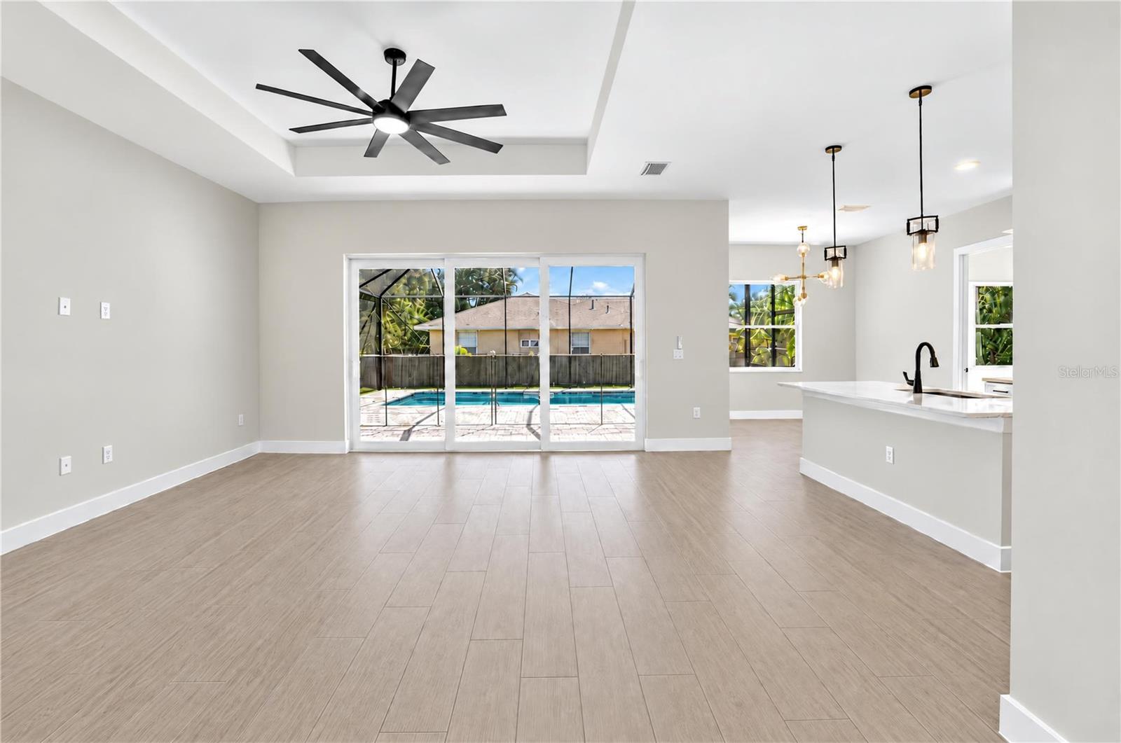 4004 CARVER ST — photo 10