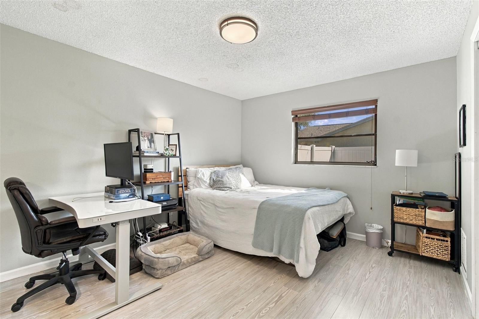 874 PINEWOOD TER W — photo 24